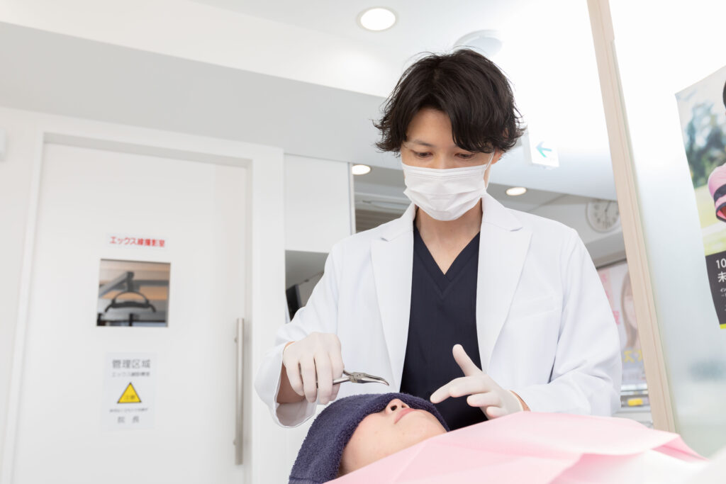 ワイヤー矯正は調整&メンテナンスが必要